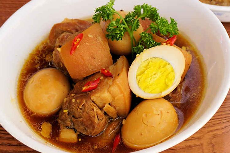 thuc-pham-khong-nen-ham-nong-nhieu-lan-01