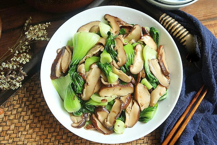 thuc-pham-khong-nen-ham-nong-nhieu-lan-04