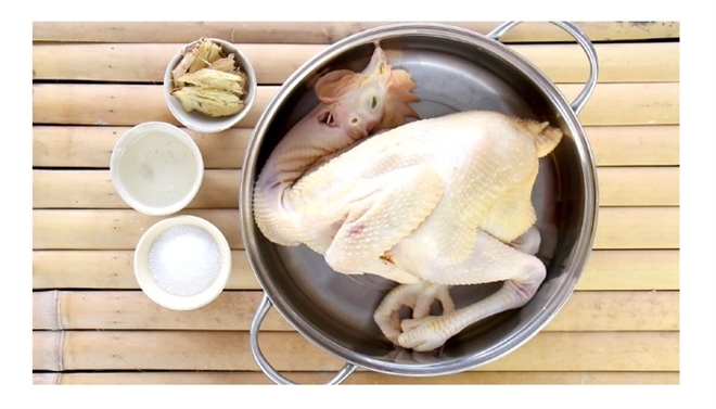 Sai lầm khi luộc thịt gà