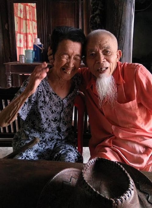 Tình bạn thắm thiết giữa cụ Giao và cụ Đương (Ảnh: Dân trí)