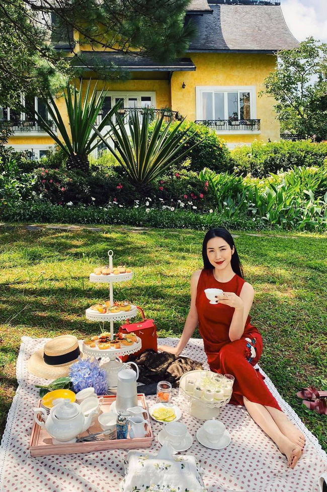 Hòa Minzy của hiện tại ngày càng xinh đẹp mặn mà.