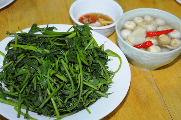 rau-muong-luoc-04