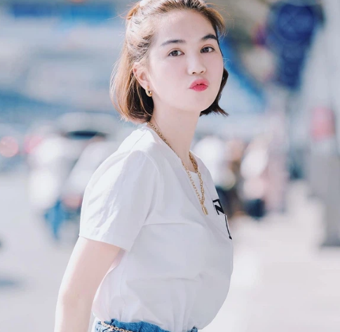 ngoc-trinh-tu-thien 1