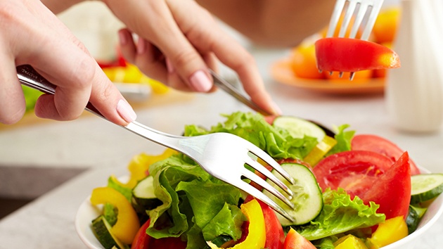 Thói quen ăn uống lành mạnh tốt cho xương khớp