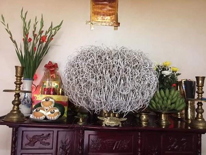 Dấu hiệu tán lộc trên bàn thờ
