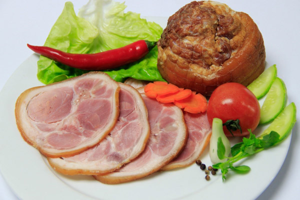 Bí quyết làm chân giò muối đậm đà tại nhà