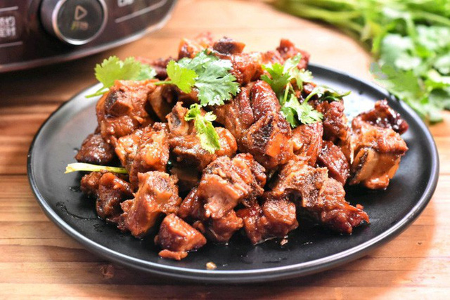 mon-ngon-tu-suon-heo-01