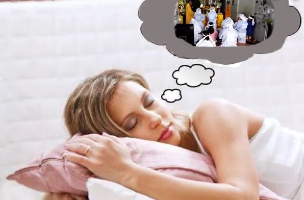Mơ thấy người cũ kết hôn