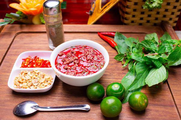 Tiết canh không chứa nhiều ký sinh trùng 