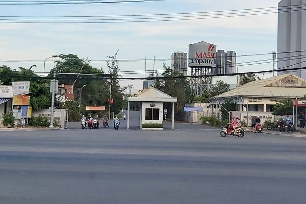 Một nữ công nhân tại Đà Nẵng dương tính SARS-CoV-2 chưa rõ nguồn lây (Ảnh Vietnamnet)