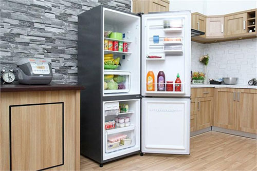 Không để tủ lạnh trống rỗng
