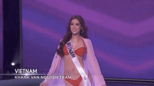 Dù catwalk ở phần thi bikini chưa gây trầm trồ nhưng thần thái của Khánh Vân thì vẫn không thể chê vào đâu được.