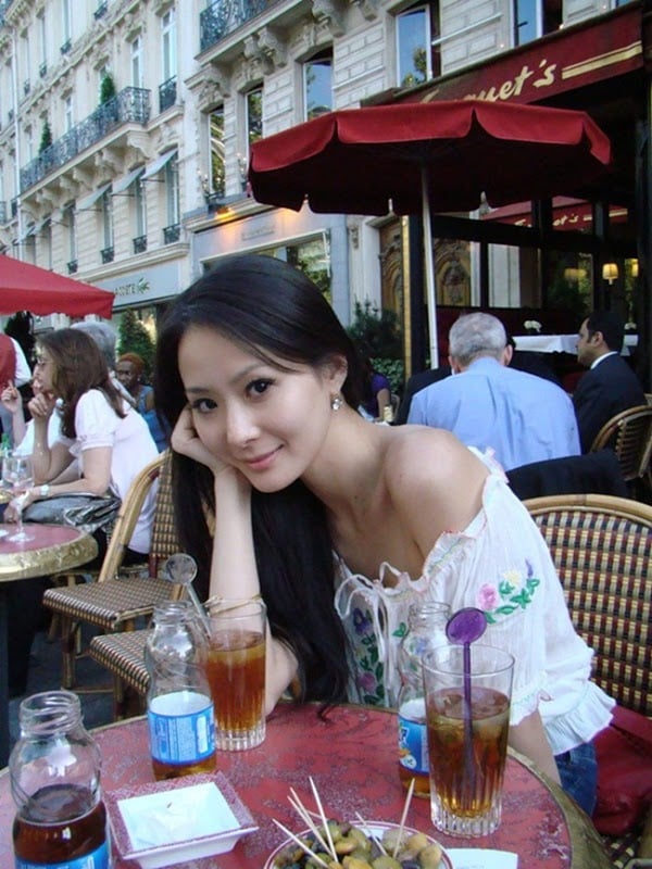 Cô Sun Yun Yun trẻ trung như gái 20