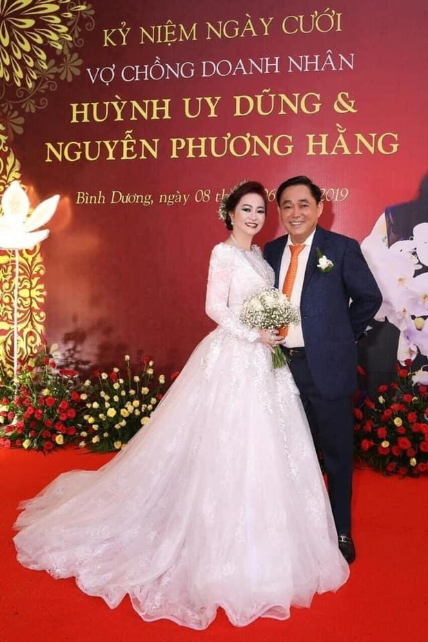 Kỳ niệm ngày cưới của vợ chồng nữ đại gia (Ảnh Internet)