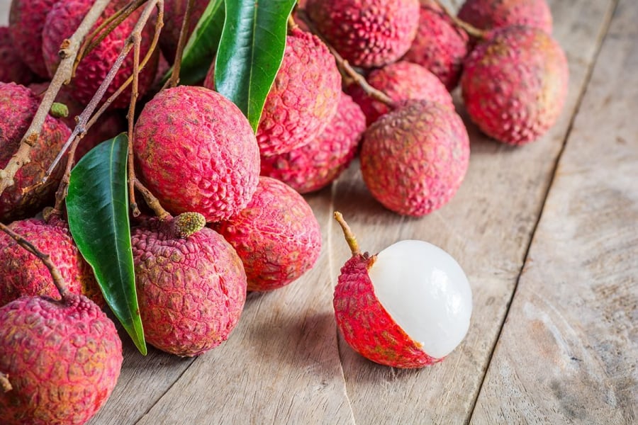 cach-an-vai-khong-bi-nong-trong-01