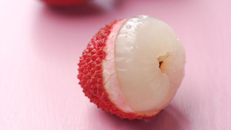 cach-an-vai-khong-bi-nong-trong-02
