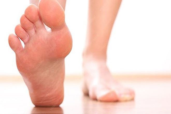 Nếu bàn chân có màu vàng chứng tỏ gan bạn có vấn đề