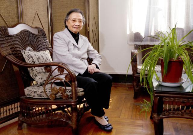 giao-su-100-tuoi-van-khoe-manh-04