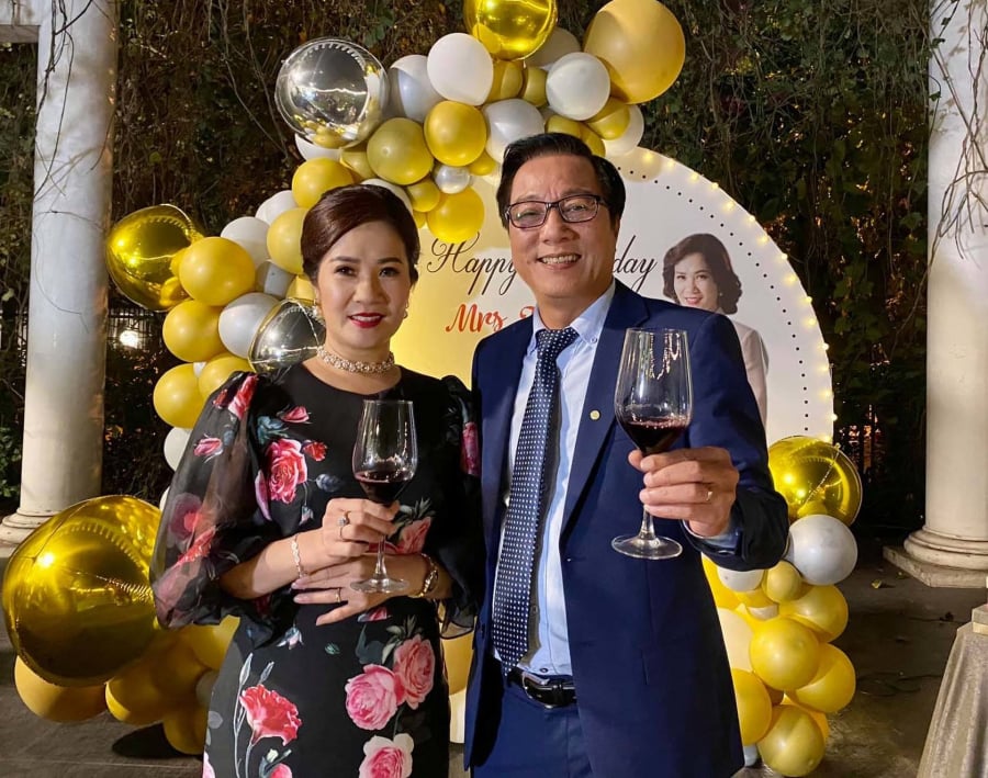 Cả hai vào vai vợ chồng trong phim Hãy nói lời yêu đang được phát sóng trên VTV.