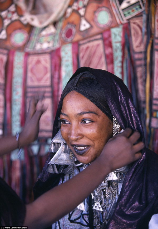 bo-lac-tuareg-02