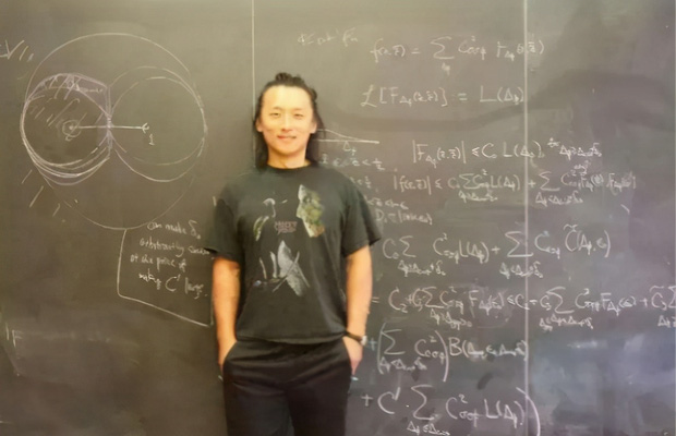Anh là giáo sư trẻ tuổi nhất tại Đại học Harvard