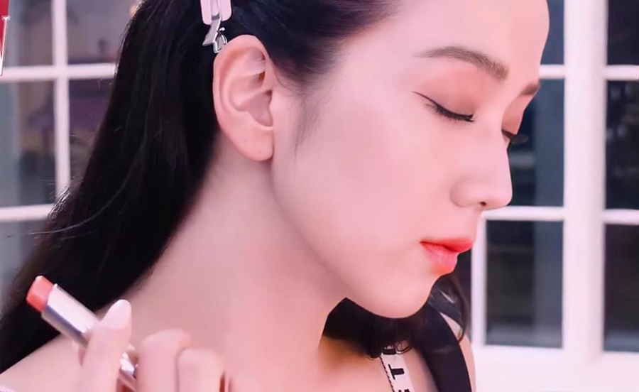 jisoo-goc-nghieng-3