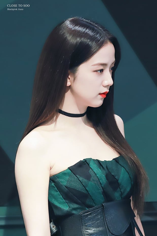 jisoo-goc-nghieng-8
