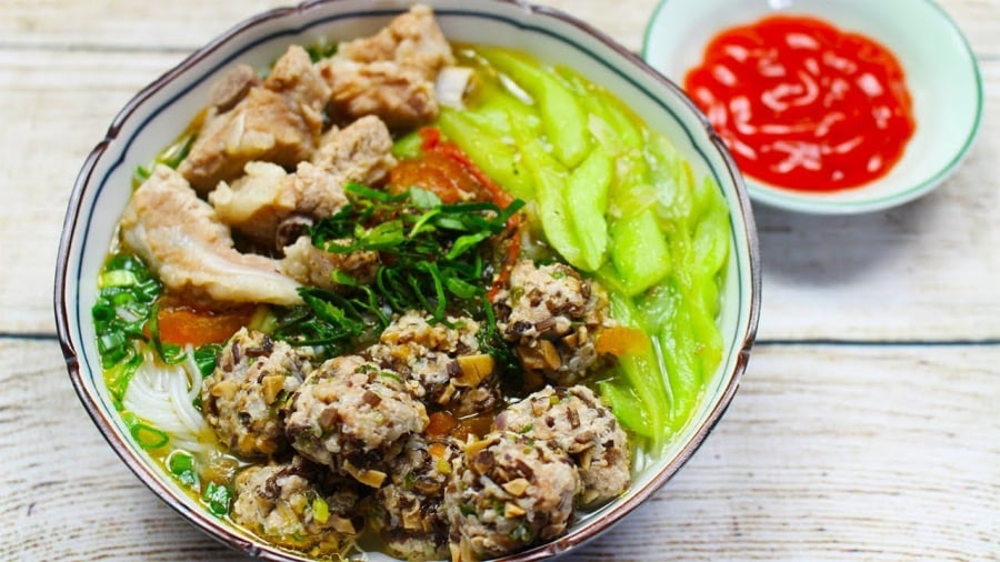 4-mon-bun-nuoc-de-an-de-nau-01