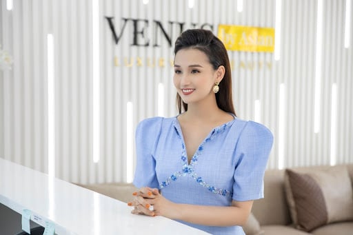 Diễn viên Lã Thanh Huyền xinh đẹp trong “Tình yêu và tham vọng