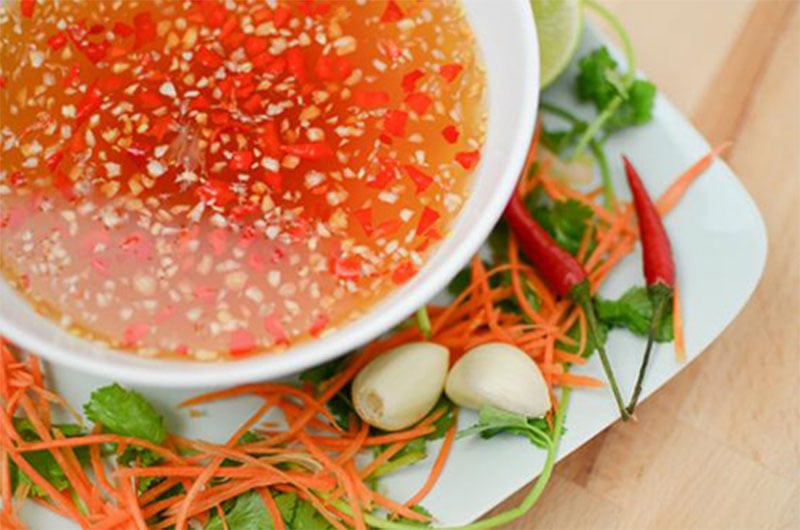 cach-lam-nuoc-mam-chay