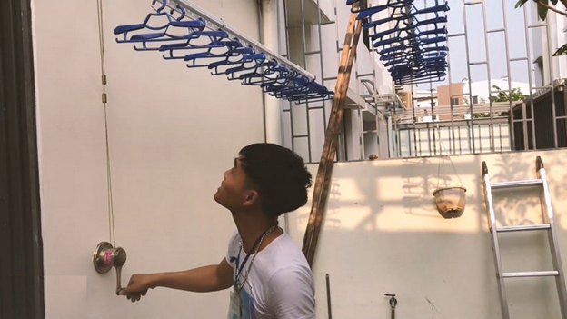 Giàn phơi Hòa Phát H009 tiết kiệm diện tích triệt để cho mọi không gian