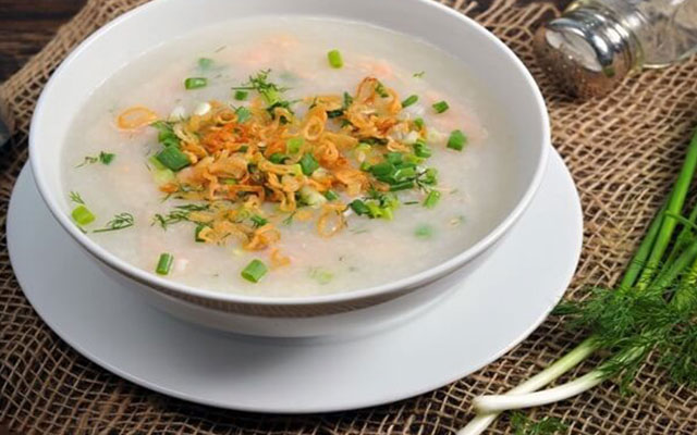 Cháo cá quả tốt cho bé còi xương