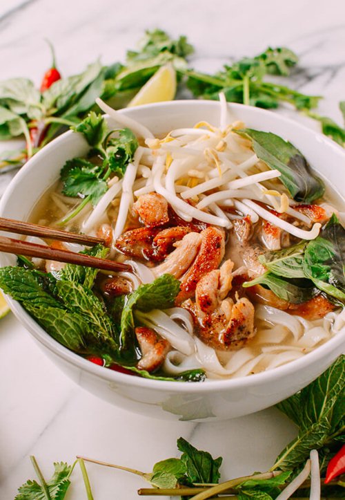 3-cach-nau-pho-nhanh-gon-ma-van-ngon-phunutoday-02