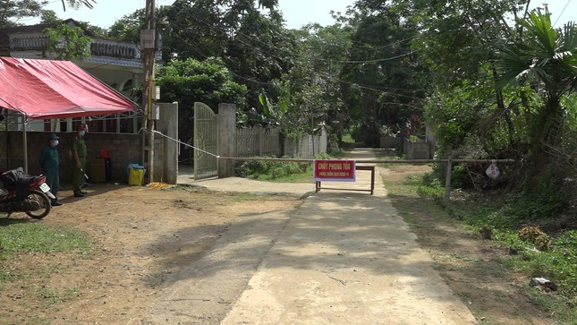 Toàn xã Nghi Sơn, Thanh Hoá- nơi ở của bệnh nhân 26025 bị phong toả (Ảnh: Tiền Phong)