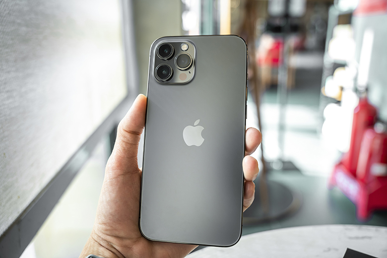 iPhone 12 Pro Max chính là phiên bản cao cấp nhất trong iPhone 12 series.