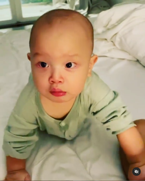 Nhìn Leon cưng ơi là cưng!