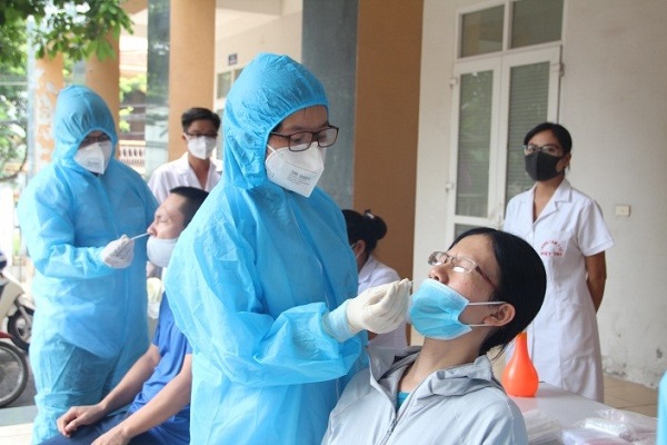 Hà Nội đang đối mặt với 1 đợt dịch phức tạp nhất từ trước tới nay. (Ảnh minh họa)