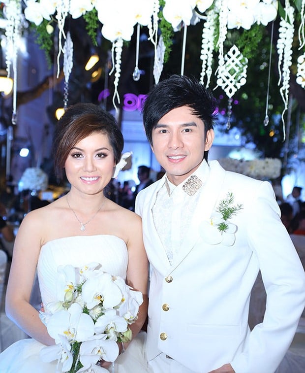 dan-truong-hon-vo-ngot-ngao-trong-ngay-cuoi-o-viet-nam-1626574432244543702099