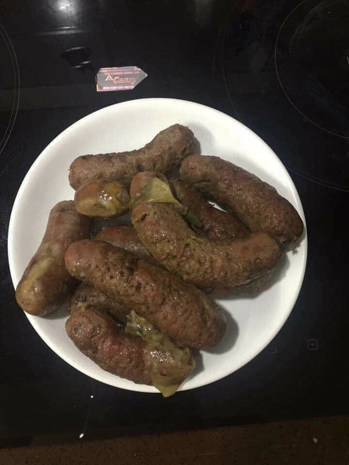 Có ai nghĩ đây là món xúc xích rán không?