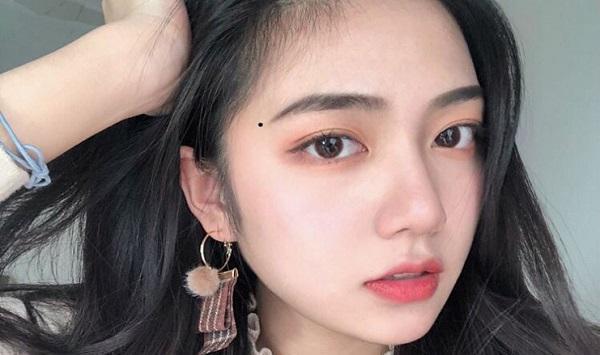 Nốt ruồi không mang lại may mắn