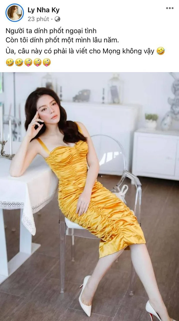 Lý Nhã Kỳ đăng bức ảnh lên đồ sang chảnh như quý cô đang ngồi buồn 1 góc và viết status đầy tâm trạng ẩn ý: 