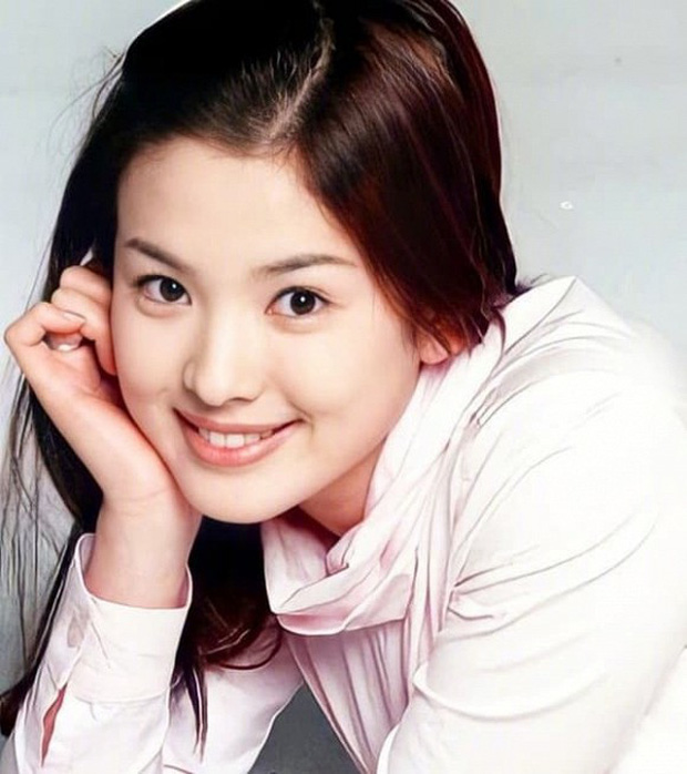 song-hye-kyo-1-ngoisaovn-w600-h676-16066645626771748747606-1627995547789640392247