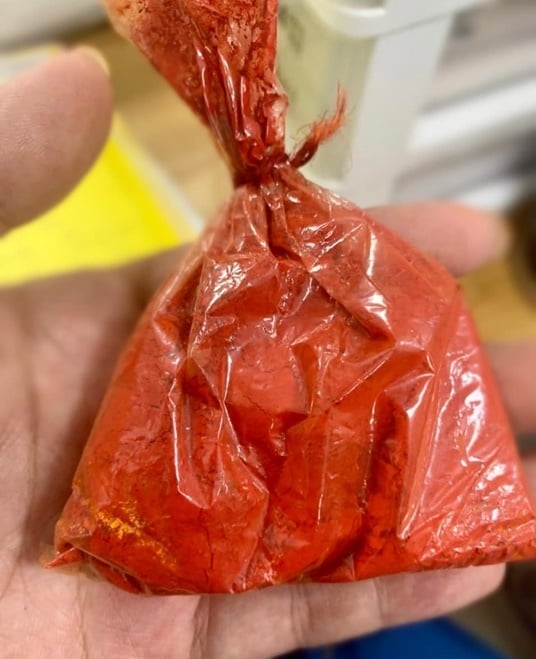 Mọi người nên thận trọng trước những chất phụ gia không rõ nguồn gốc