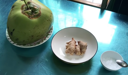 nuoc-dua-gung-duong-phen