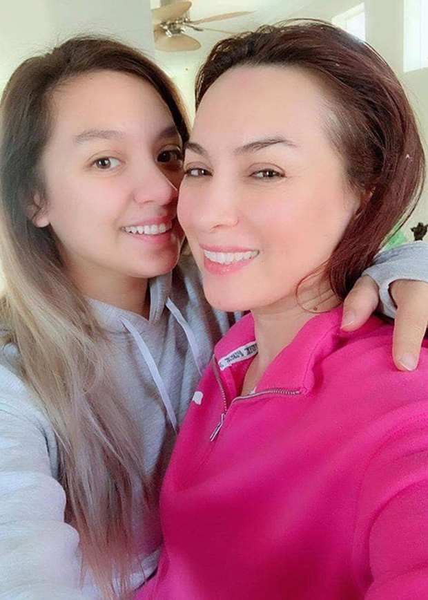 soi-cuoc-song-cua-con-gai-phi-nhung-lam-y-ta-o-my-16301682450141920973511