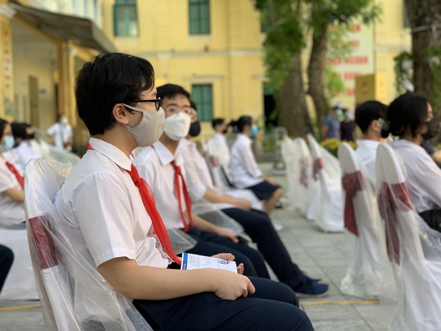  Đại diện các học sinh tham dự buổi lễ khai giảng đặc biệt (Ảnh: Kinh tế đô thị)