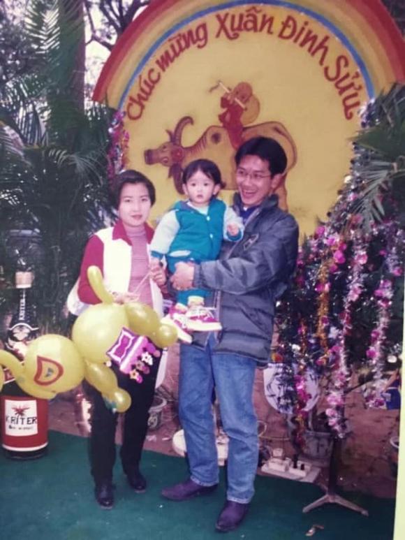 a-hau-huyen-my-dang-anh-ngay-be-8-ngoisaovn-w600-h800