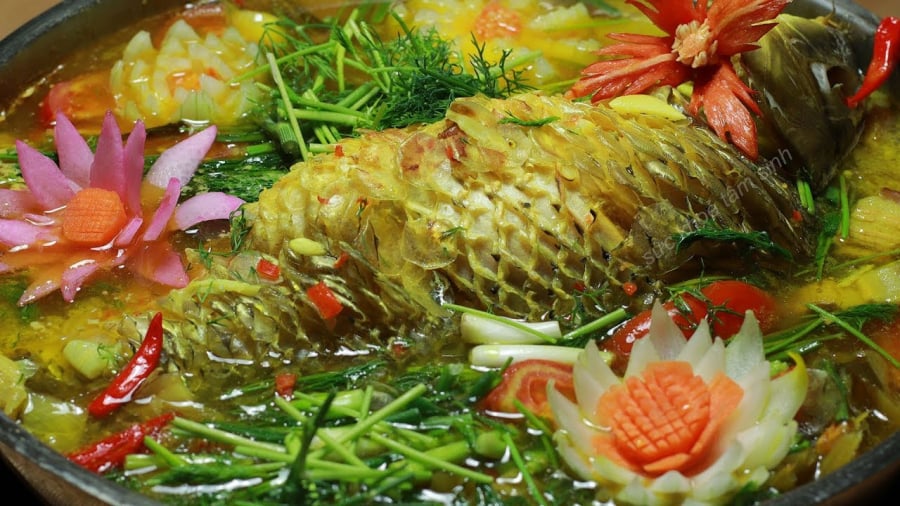Món cá chép om dưa thơm ngon