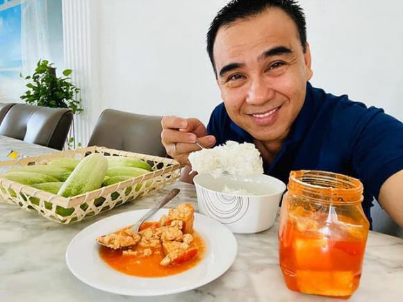 quyenlinh2