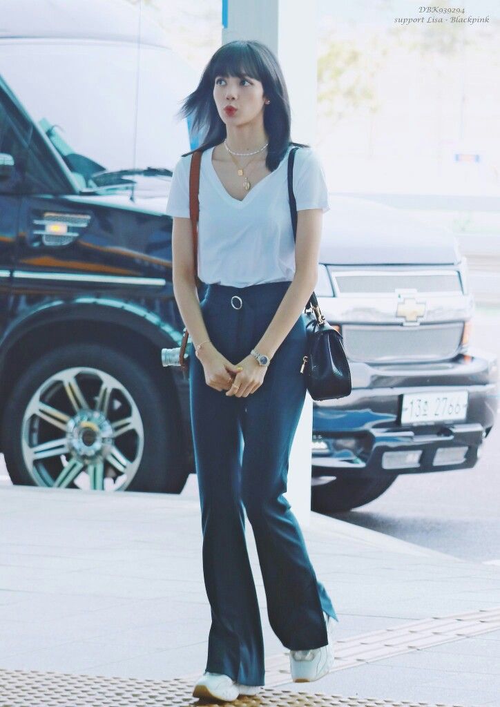 lisaquanongloe1